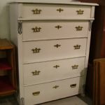 332 8190 CHEST OF DRAWERS